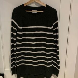 Old Navy Dark Olive Green Knit Sweater